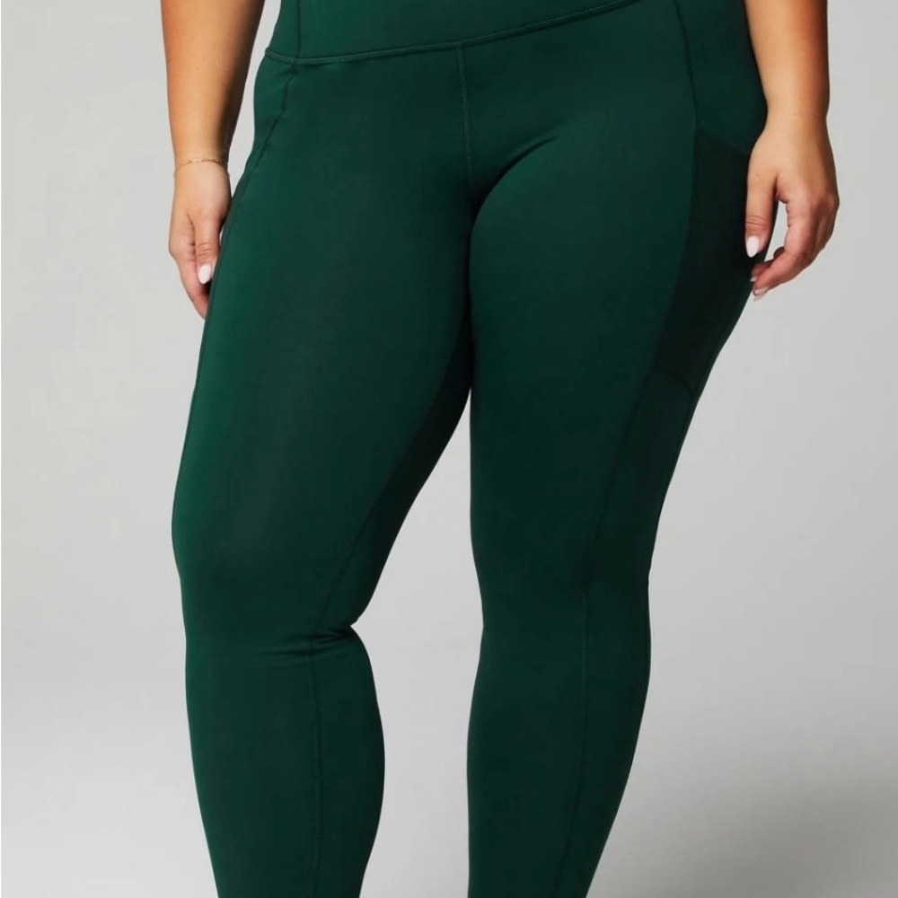 Fabletics Green On-The-Go Powerhold High-Waisted Leggings - 2X NWT